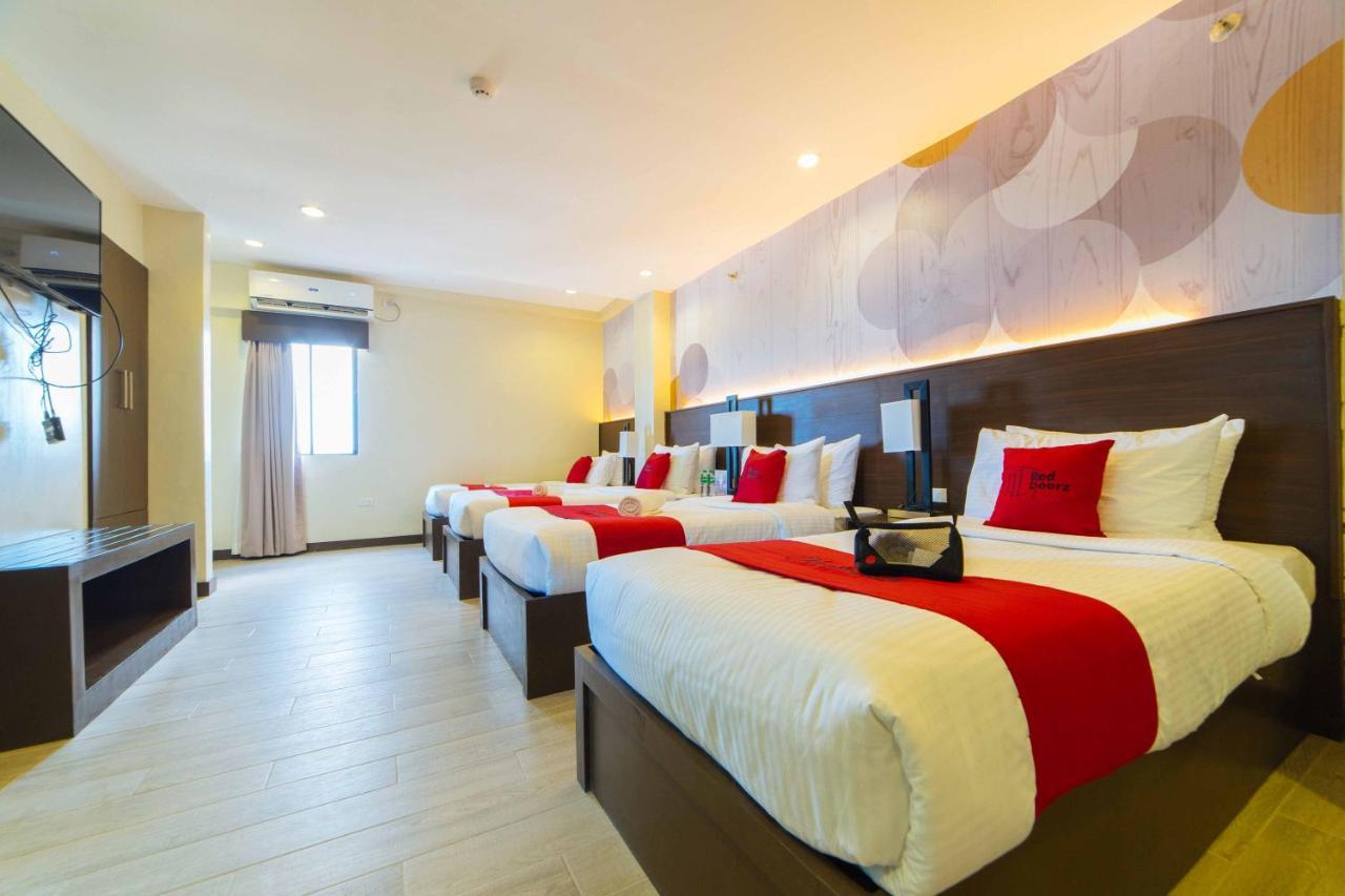 Reddoorz Premium @ Sta Rosa Tagaytay Road Hotel Silang Bagian luar foto