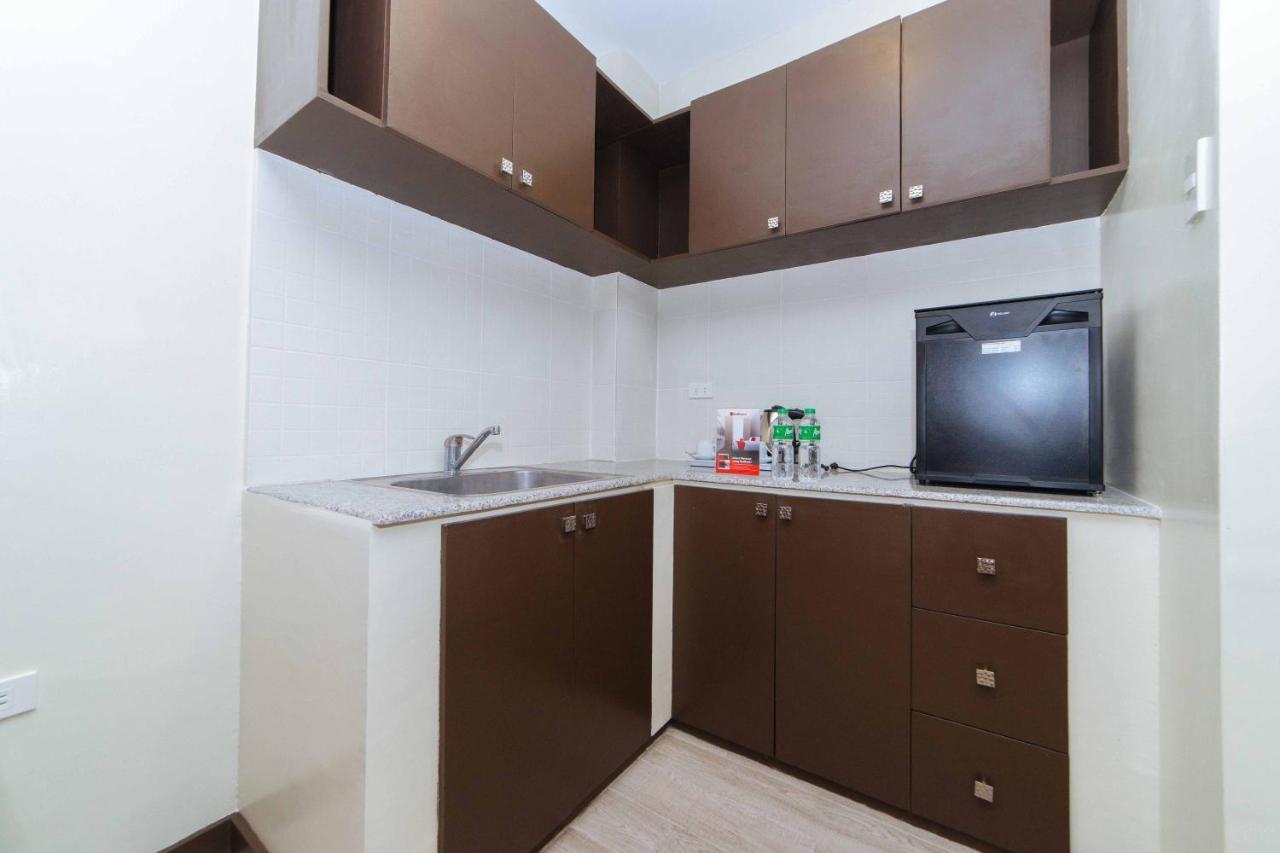 Reddoorz Premium @ Sta Rosa Tagaytay Road Hotel Silang Bagian luar foto