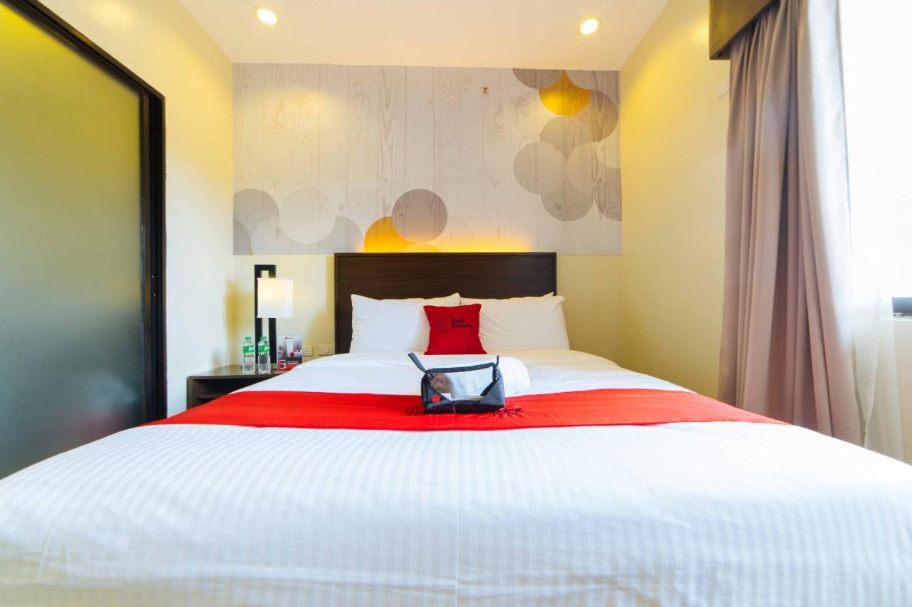 Reddoorz Premium @ Sta Rosa Tagaytay Road Hotel Silang Bagian luar foto
