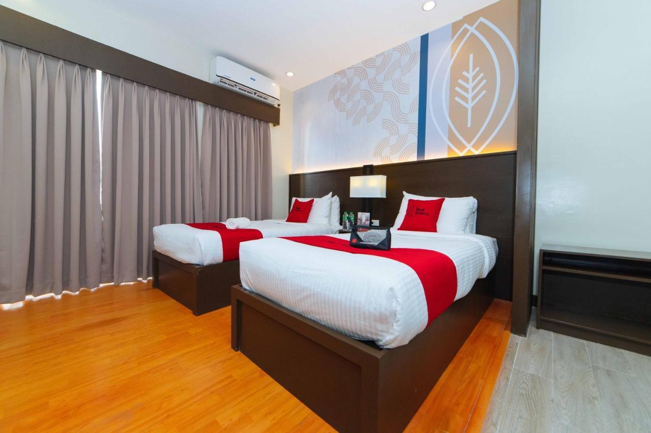 Reddoorz Premium @ Sta Rosa Tagaytay Road Hotel Silang Bagian luar foto