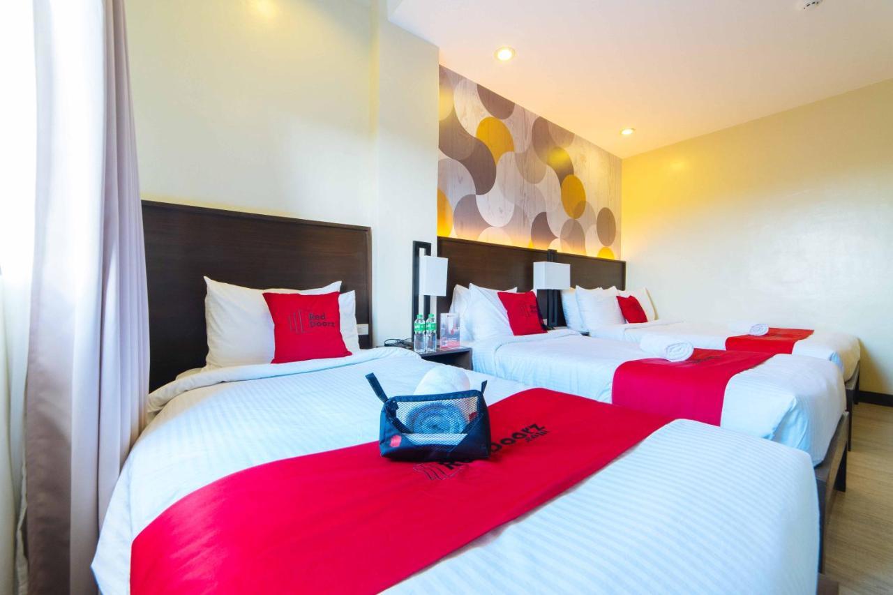 Reddoorz Premium @ Sta Rosa Tagaytay Road Hotel Silang Bagian luar foto